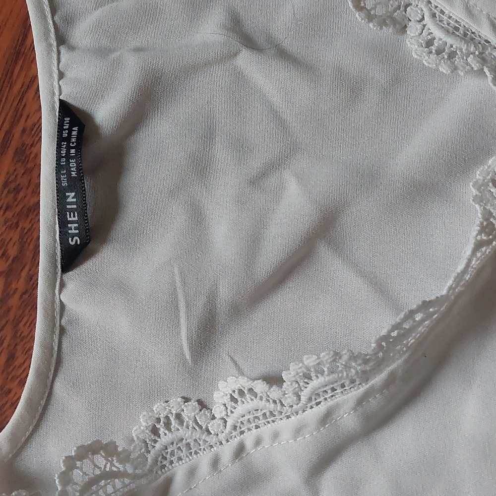 SHEIN‎ blouse - Picture 2 of 7